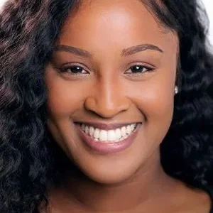  Dee Hill