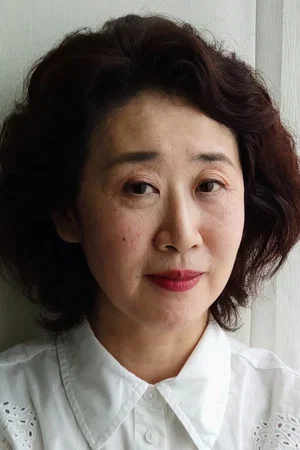  Satoko Abe photo