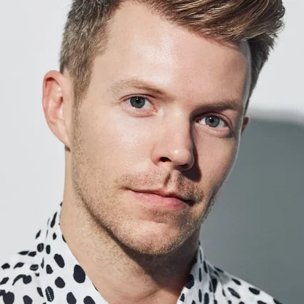  Brian Dare