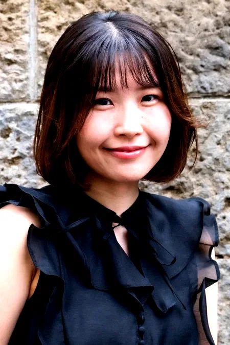  Ayaka Shibutani