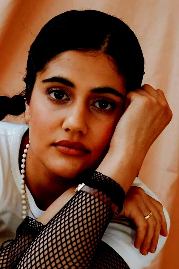  Ayesha Madon