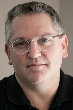  Trevor Roth photo