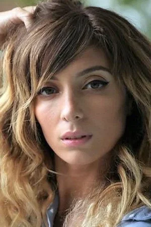  Lila Guennas photo