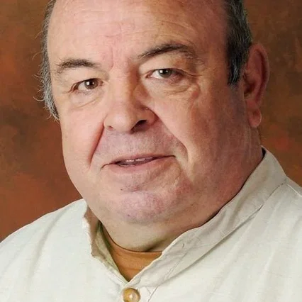  Vicente Gil