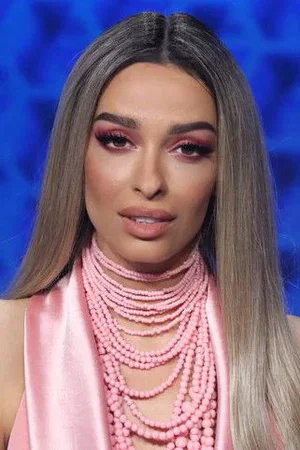  Entela Fureraj