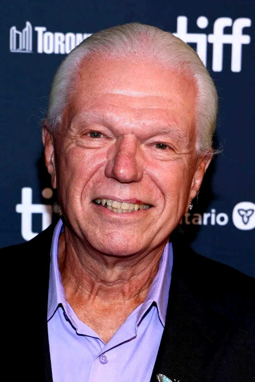  Brent Buell