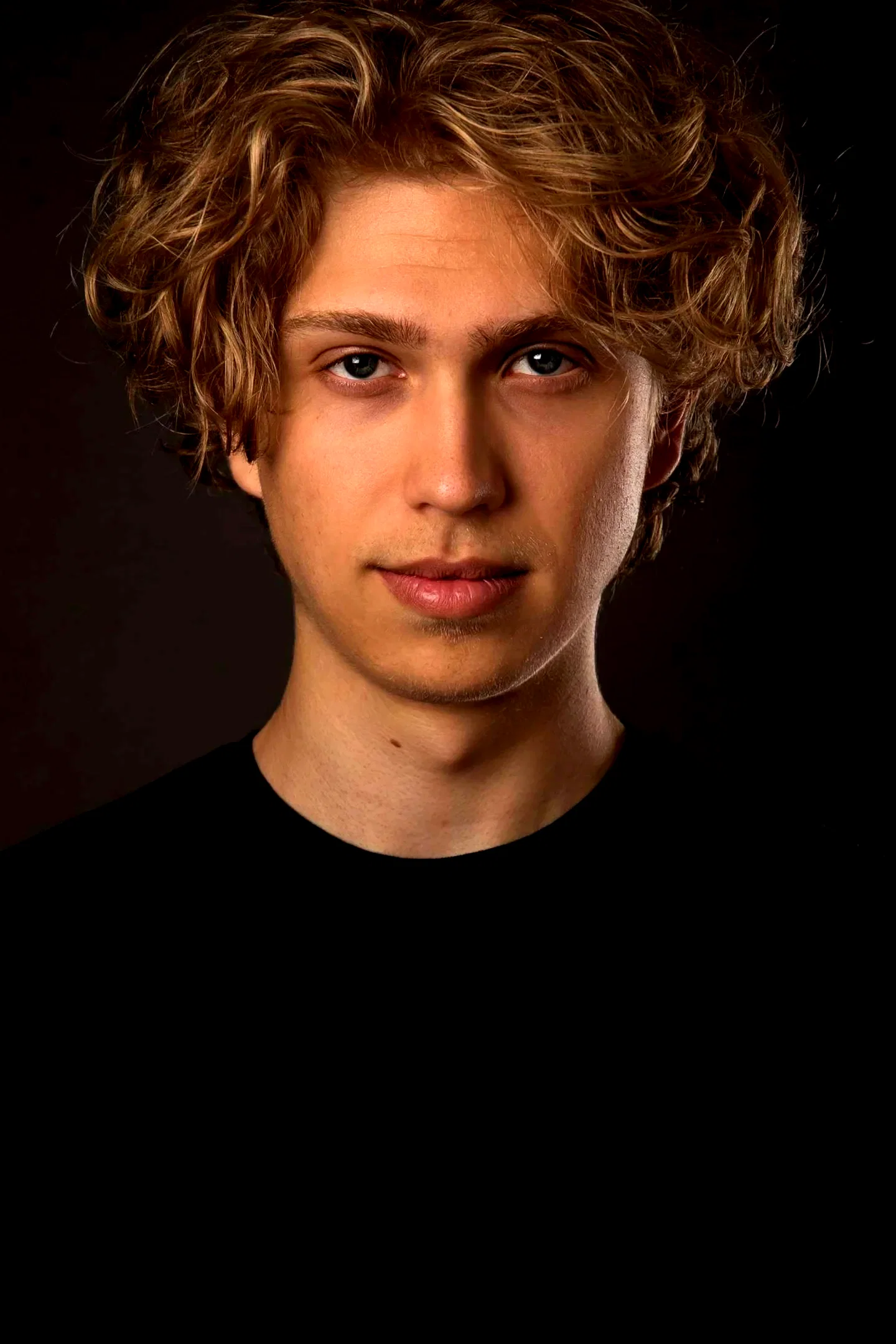  Mathias Storhøi