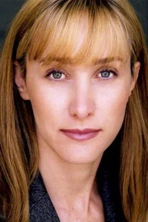  Chelsea Bond photo