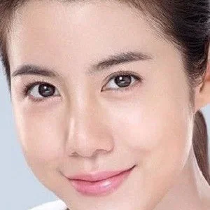  Esther Supreeleela