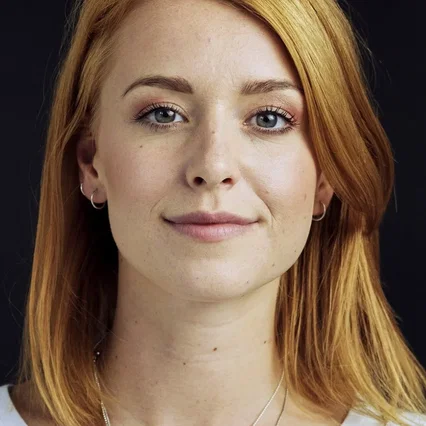  Clara Henry
