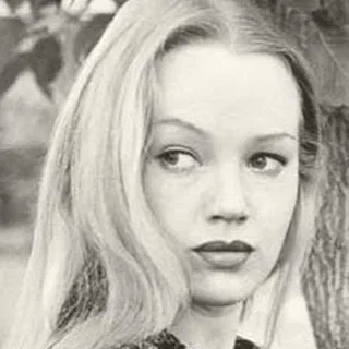  Елена Попова