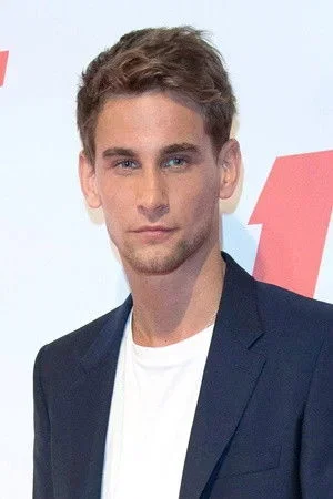  Freddie Thorp