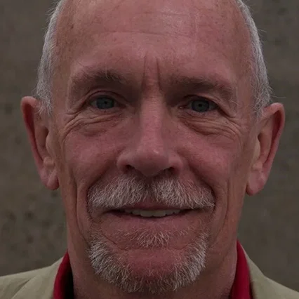  Hugh Ross