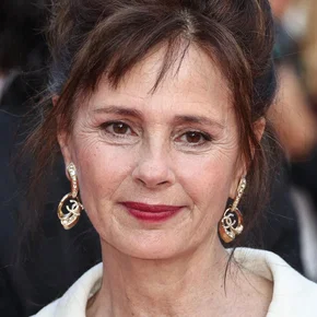 Photo star : Anouk Grinberg