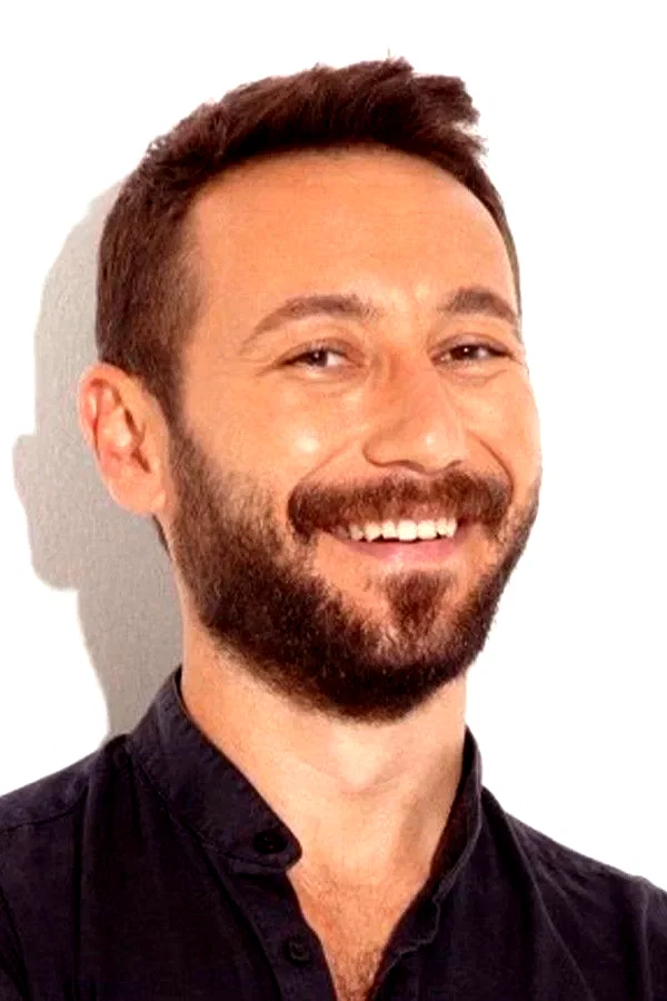  Erkan Avcı