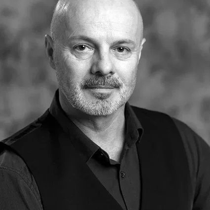  Darko Milas