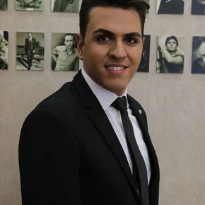 Photo star :  Mohamad Ramezani Pour