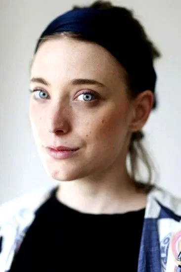  Marie Toscan