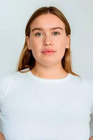  Clara Sans photo