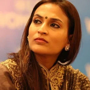 Photo star :  Aishwarya Rajinikanth