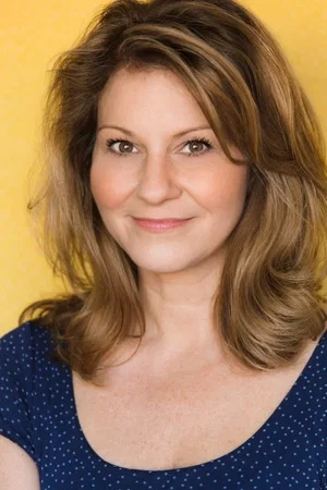  Lisa Cole