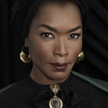Angela Bassett