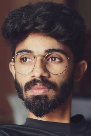  Anand Menon photo