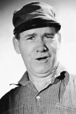  Tom Dugan