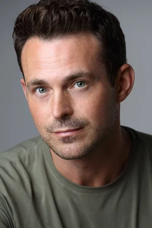  Jules Knight photo