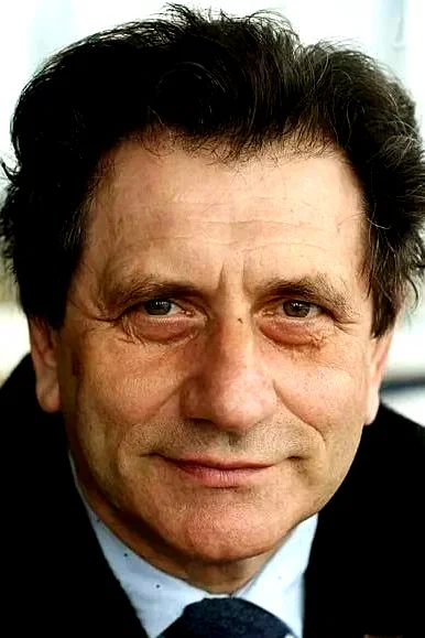  Евгений Князев