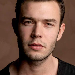 Photo star :  Aytaç Şaşmaz