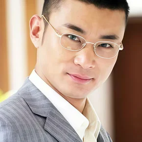 Photo star :  Zhang Yakun
