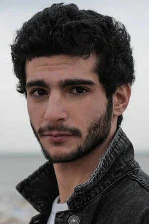  Roger Azar photo