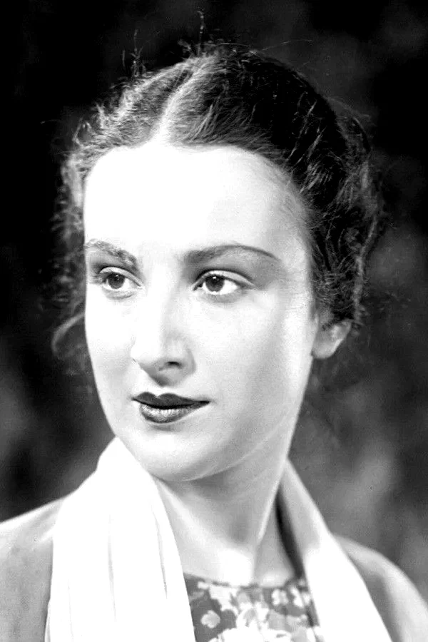  Medea Japaridze