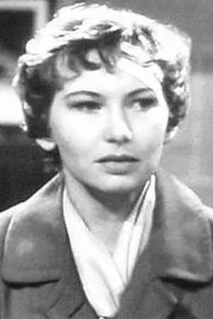  Christine Finn