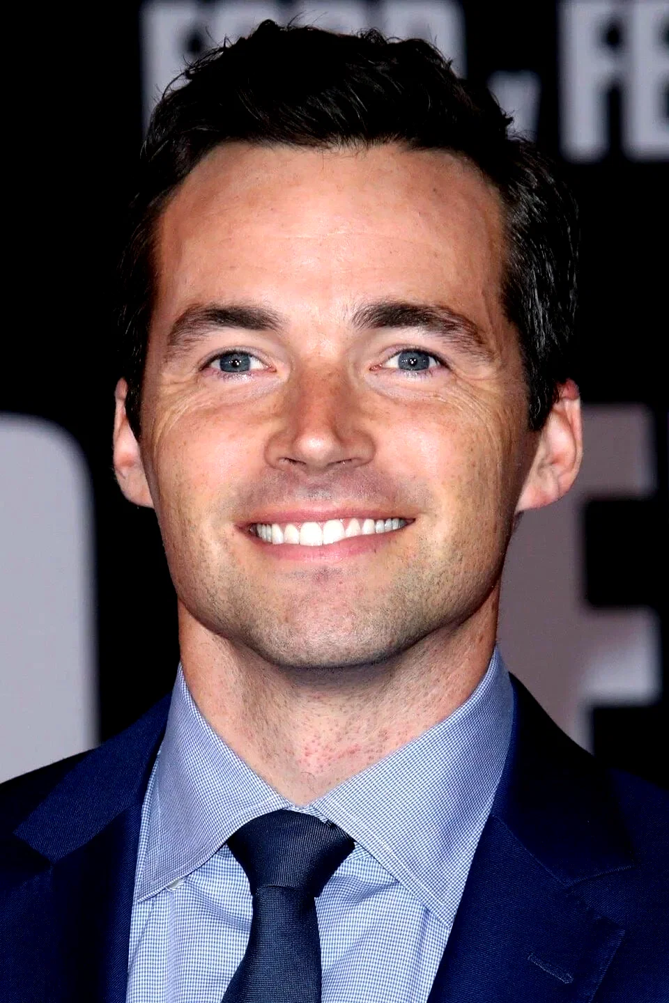 Ian Harding