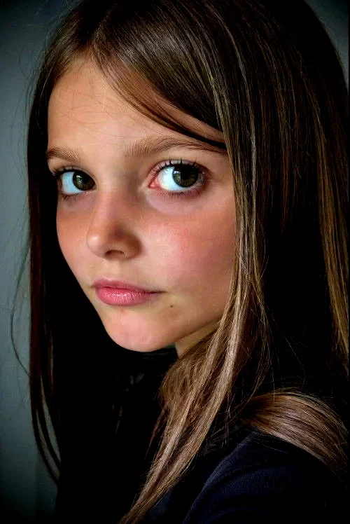  Isabella Astbury