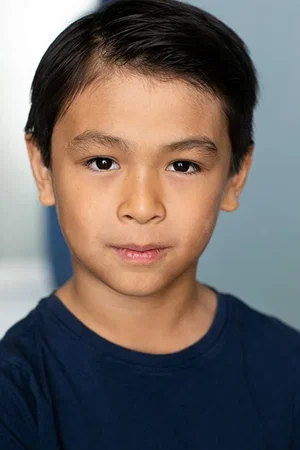 Lucian Perez