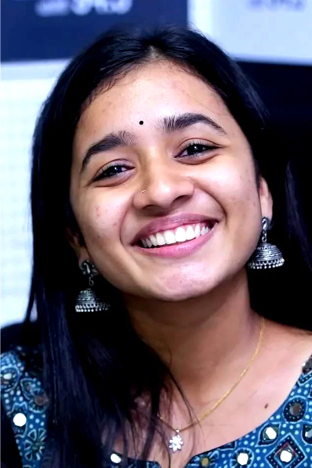  Anishma Anilkumar