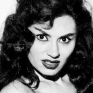  Nana Aslanoğlu