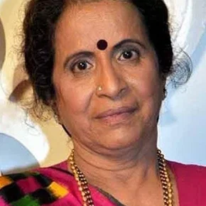 Photo star :  Usha Nadkarni