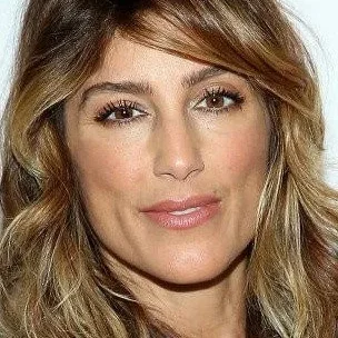 Jennifer Esposito
