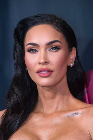 Megan Fox photo
