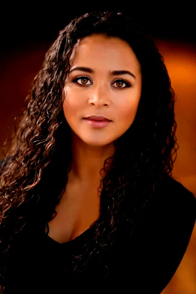  Nicole G. Leier