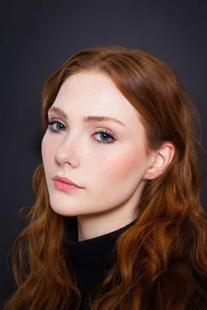  Zena Donnelly photo