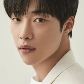 Photo star :  Woo Do-hwan