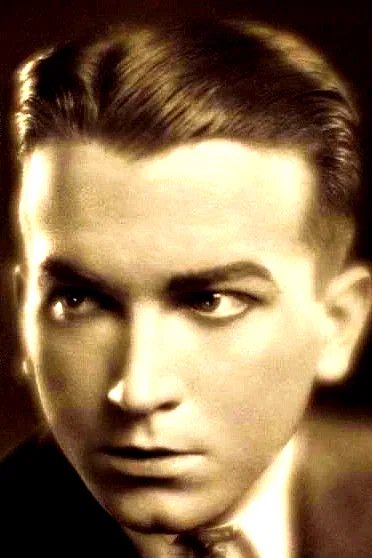  James Bush