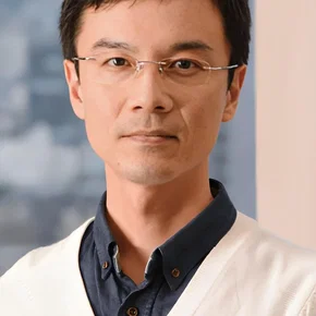 Photo star :  Ikuro Sato
