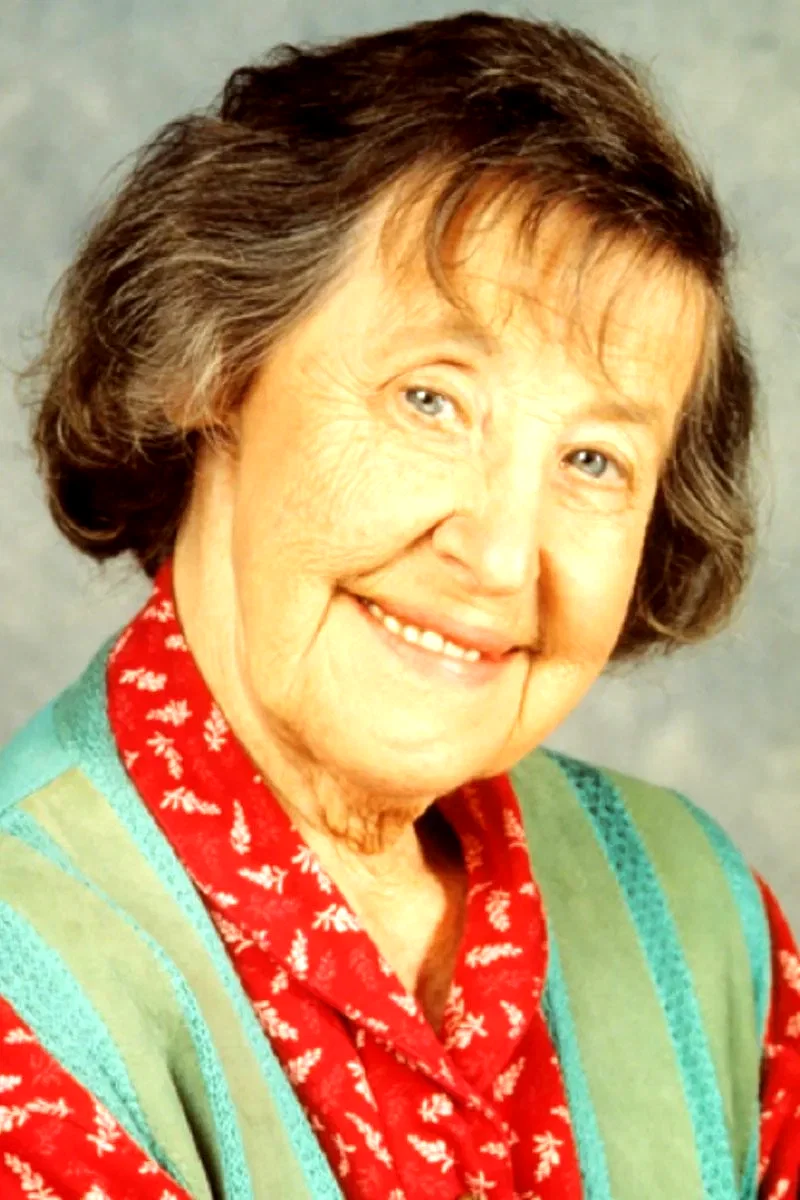 Peg Phillips