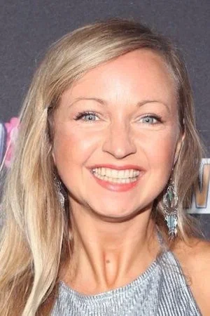  Ashleigh Ball